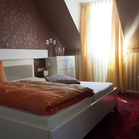 Ferienwohnung Meintzinger * Frickenhausen am Main